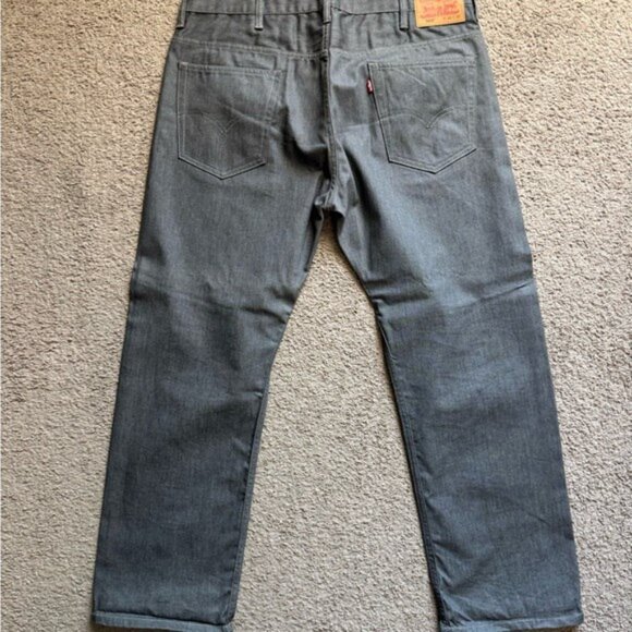 Levis Mens Straight Fit Jeans in Charcoal - Picture 1 of 1